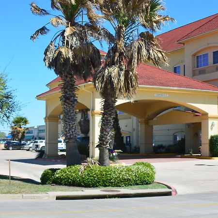 Baymont Inn & Suites ברנהאם מראה חיצוני תמונה