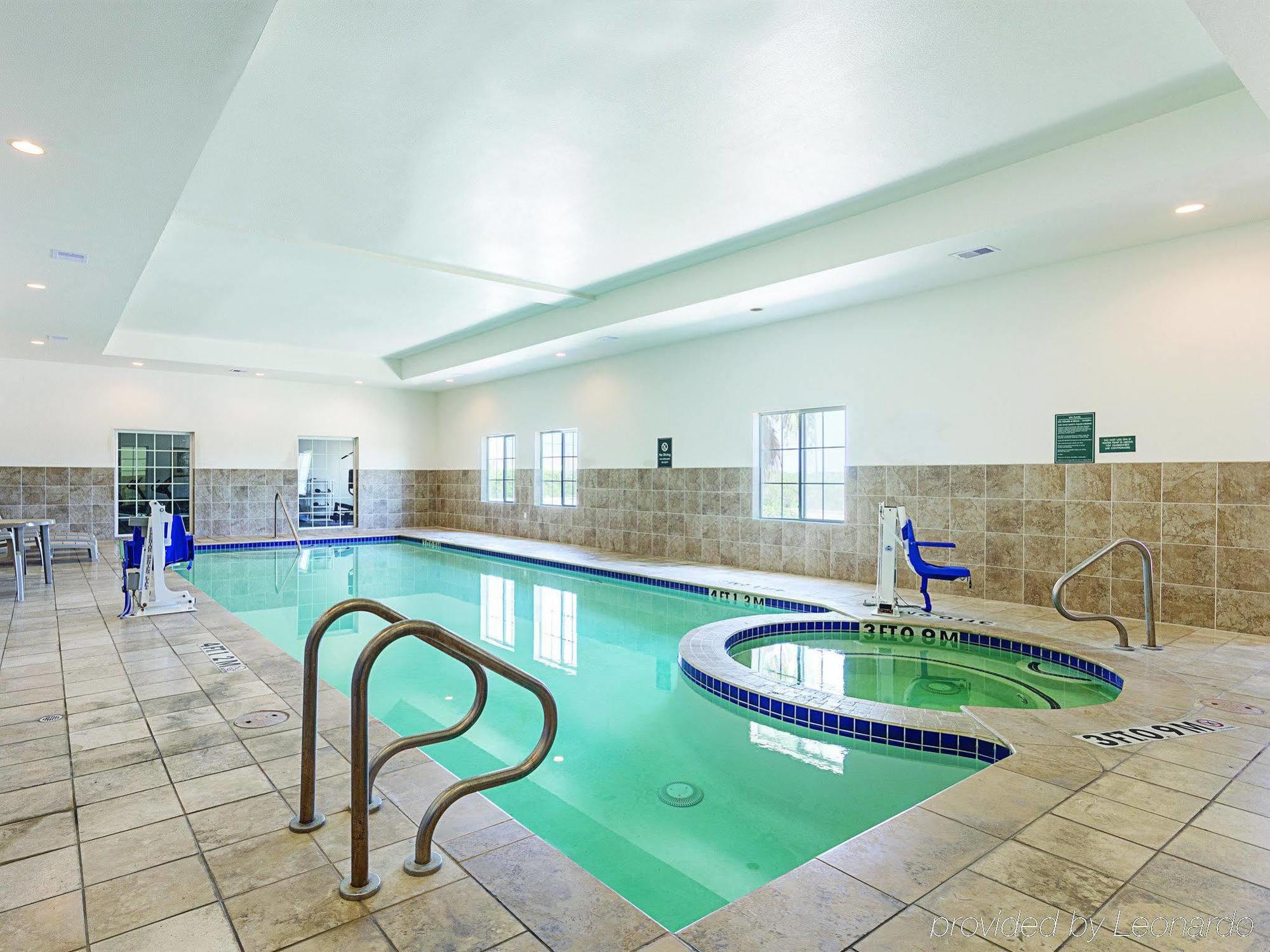 Baymont Inn & Suites ברנהאם מראה חיצוני תמונה