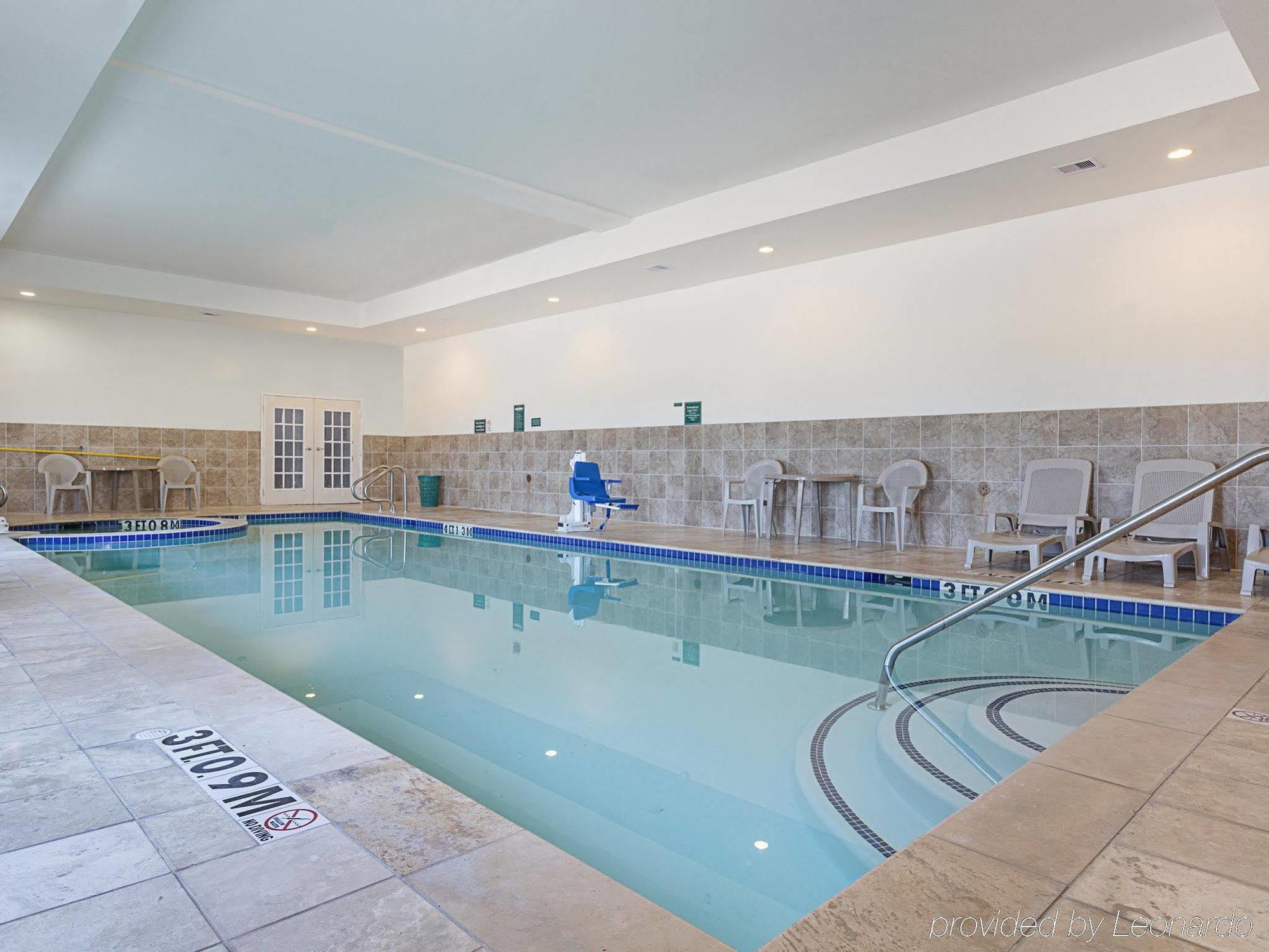 Baymont Inn & Suites ברנהאם מראה חיצוני תמונה